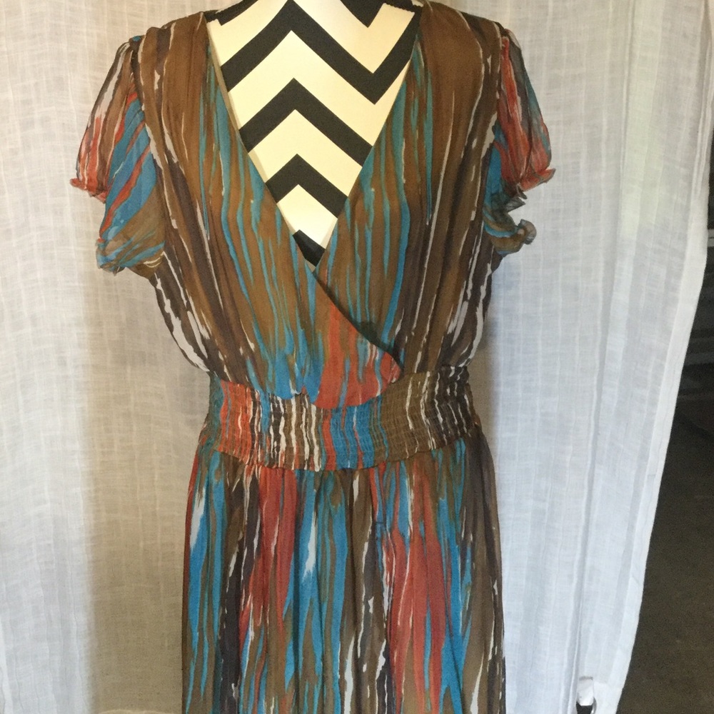 Ashro Maxi Dress 2x, v-neck, short sleeves